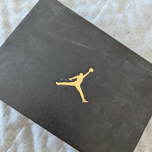 Jordan Legacy 312 Low - White, Black & Red trainers - Size US 6.5 - Picture 8 of 10